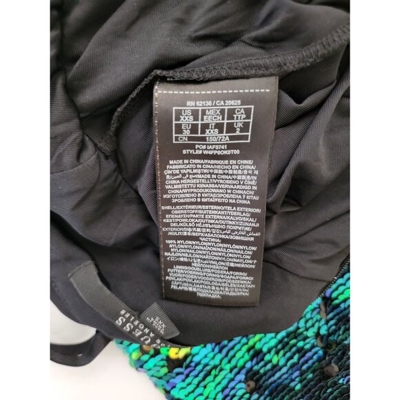 GUESS Sleeveless Green Mermaid-Sequin Peplum Top (XXS) & Matching Skirt (XS) Set - Picture 6 of 7